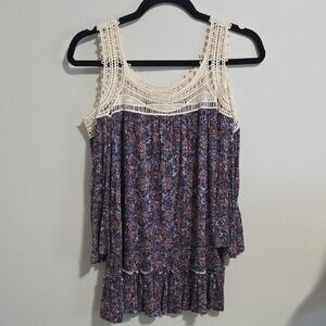 Open-Shoulder Ruffled Tiered Top